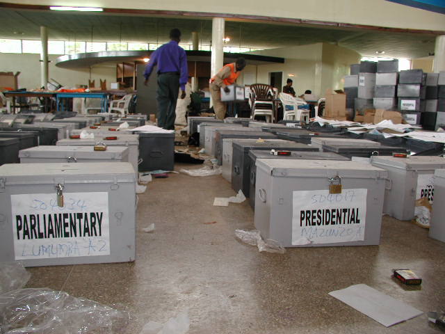 Simultaneous parliamentary and presidential elections